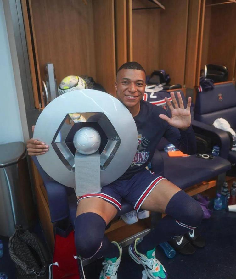 曼城虽然只 曼城虽然只